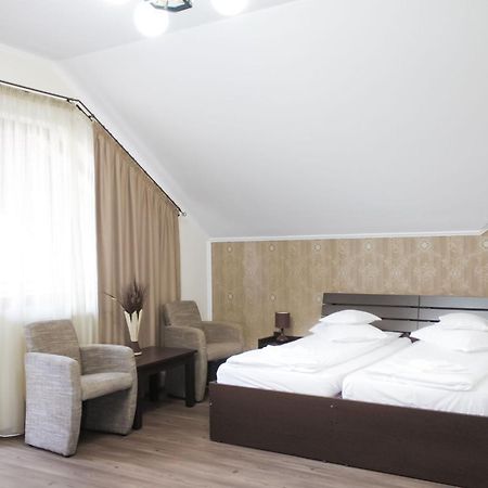 Hotel Rao Kaloşvar Dış mekan fotoğraf