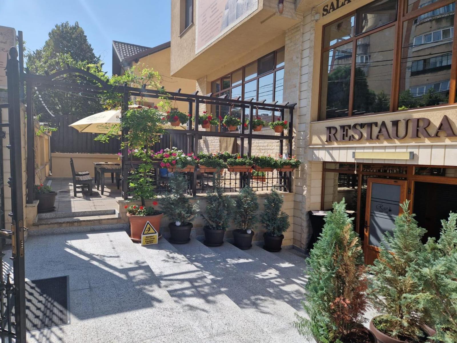 Hotel Rao Kaloşvar Dış mekan fotoğraf