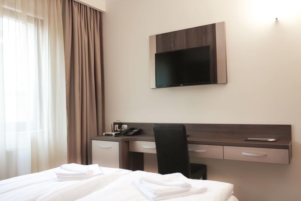 Hotel Rao Kaloşvar Oda fotoğraf