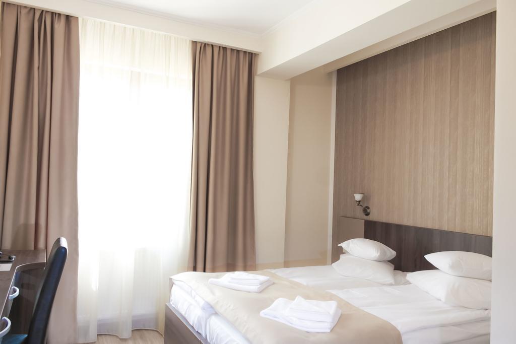 Hotel Rao Kaloşvar Dış mekan fotoğraf