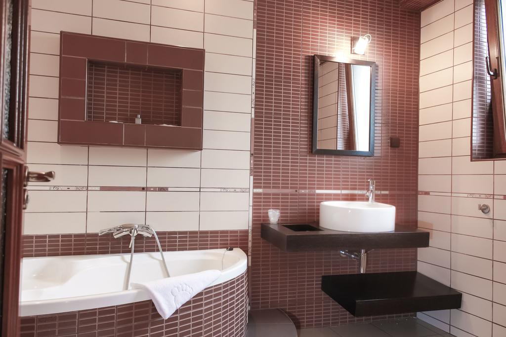 Hotel Rao Kaloşvar Dış mekan fotoğraf