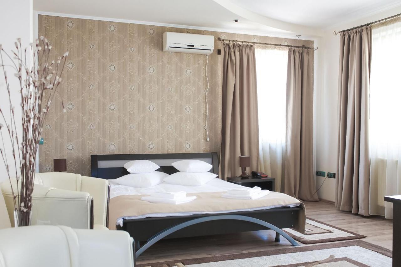 Hotel Rao Kaloşvar Dış mekan fotoğraf